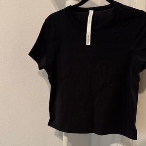 lululemon athletica Black Short Sleeve Tee